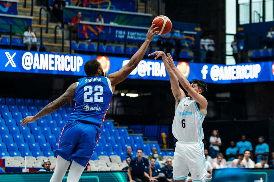 一份双向合, 索里亚诺出 一份双向合, 索里亚诺出